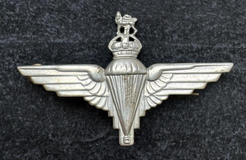 WW2 Parachute Regiment Cap Badge