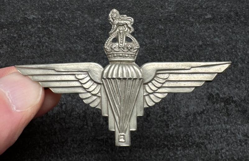 WW2 Parachute Regiment Cap Badge