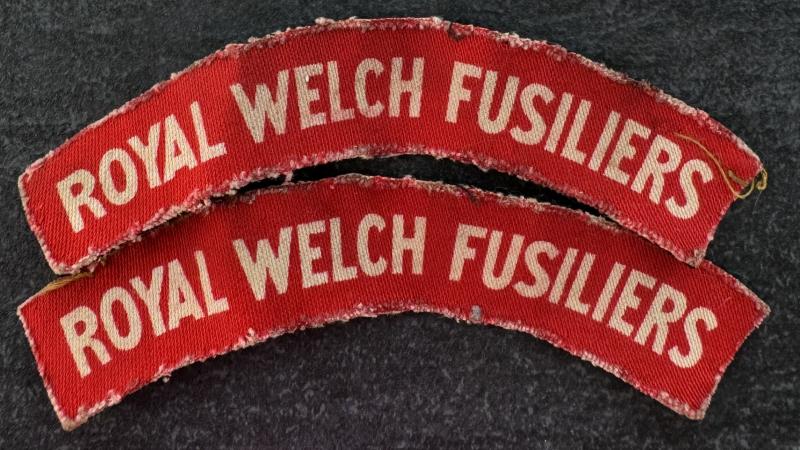 WW2 Royal Welsh Fusiliers Shoulder Titles