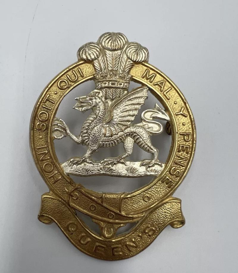 Queen’s Pouch Badge