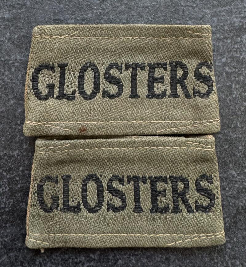 WW2 Glosters Jungle Green Slip On Shoulder Titles