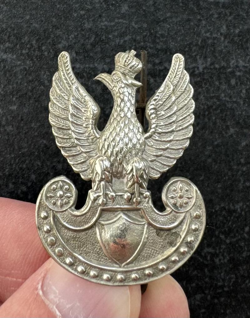 WW2 Polish Army In Exile Cap Badge